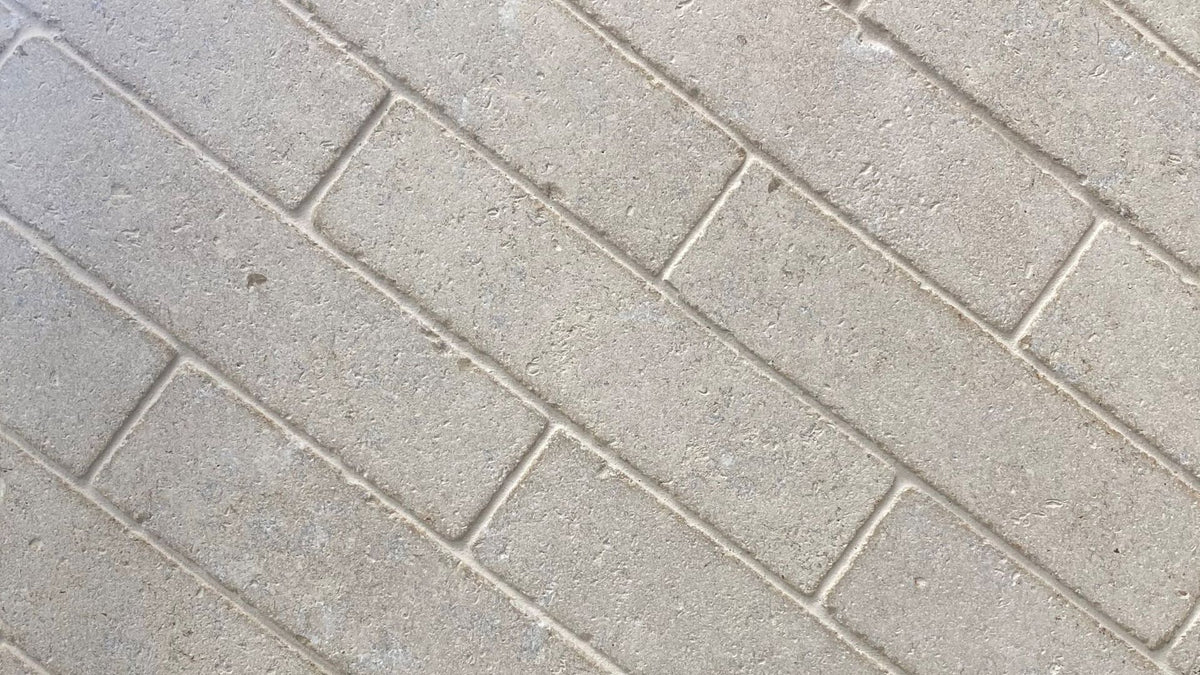 Bronte Baton/ Subway